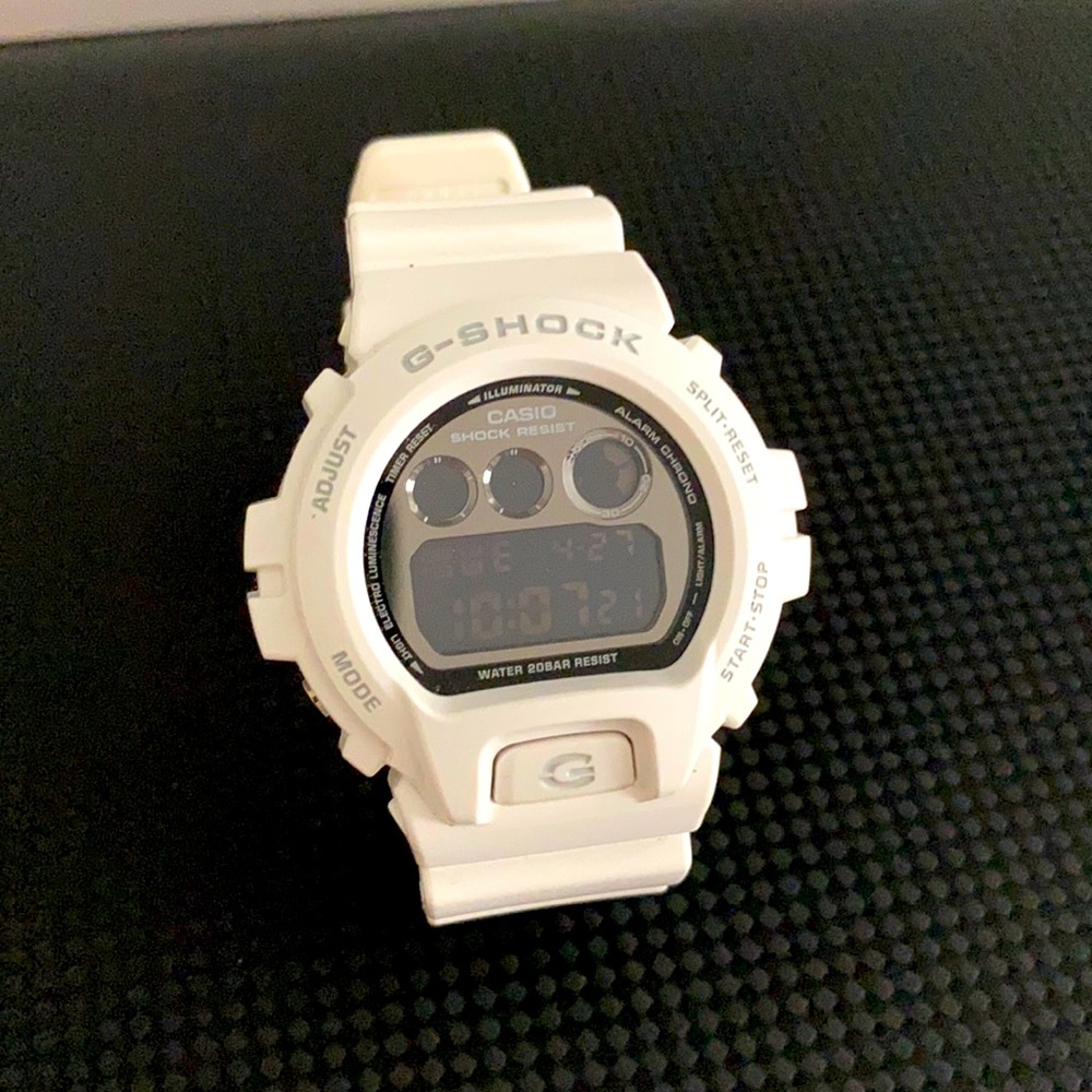 G-Shock - white - Casio